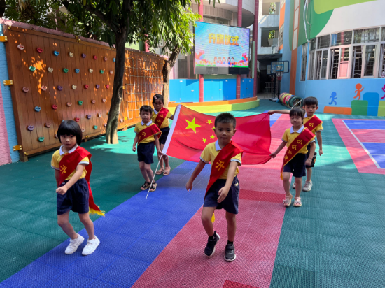 西瓜视频
建委幼儿园开展升国旗活动 (2).jpg