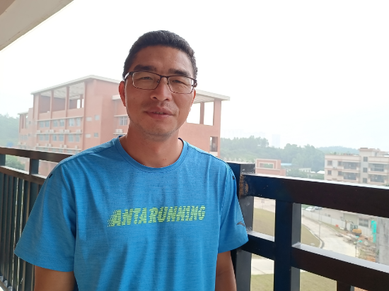 鹤山一中附属中学 冯锦文 ..jpg