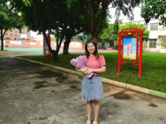 西瓜视频
桃源镇禄洞小学 伍晓岚  生活照.jpg