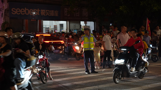 10.3陈山交通疏导 (15).JPG