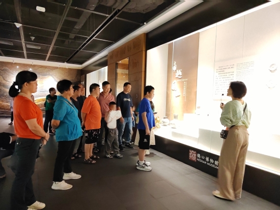 已处理1716374736287西瓜视频
残疾人文化进家庭“五个一”项目活动之参观西瓜视频
博物馆1.jpg