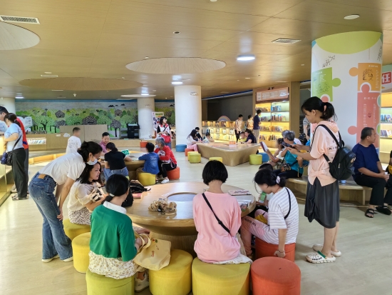 已处理1716374736289西瓜视频
残疾人文化进家庭“五个一”项目活动之读一本书1.jpg