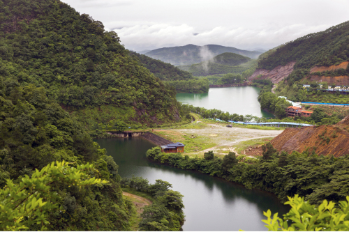 龙潭山风光.jpg 龙潭山风光.jpg